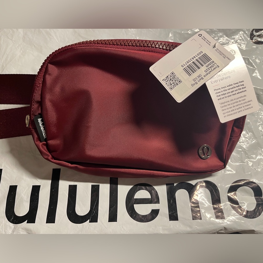 Lululemon Burgundy Everywhere Belt Bag NWT